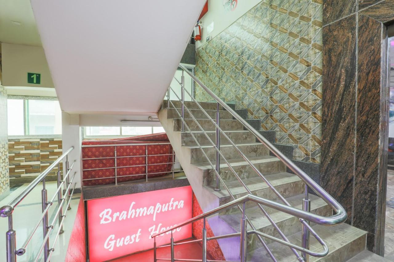 Oyo 14472 Brahmaputra Guest House Guwahati Zewnętrze zdjęcie