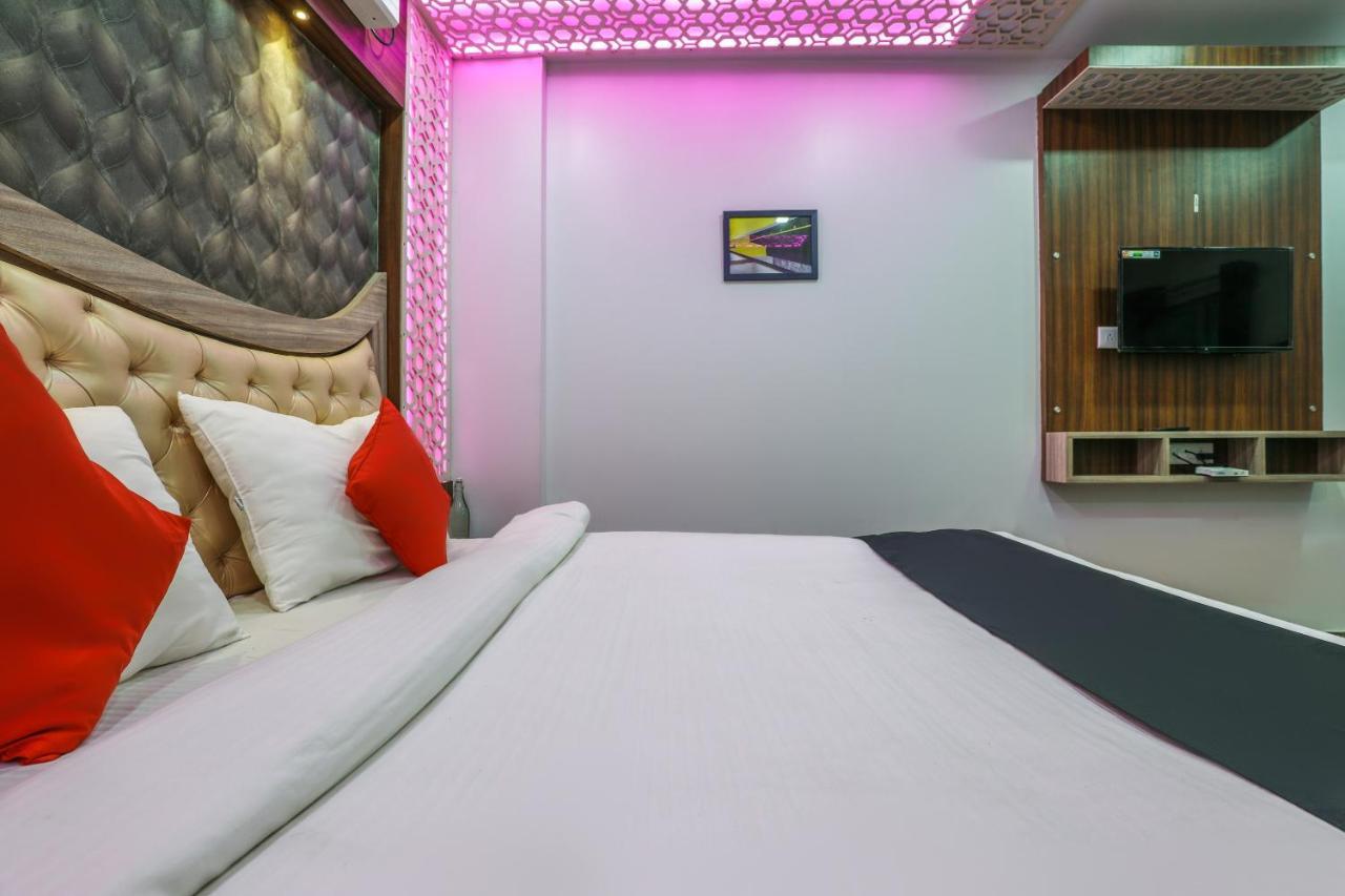Oyo 14472 Brahmaputra Guest House Guwahati Zewnętrze zdjęcie