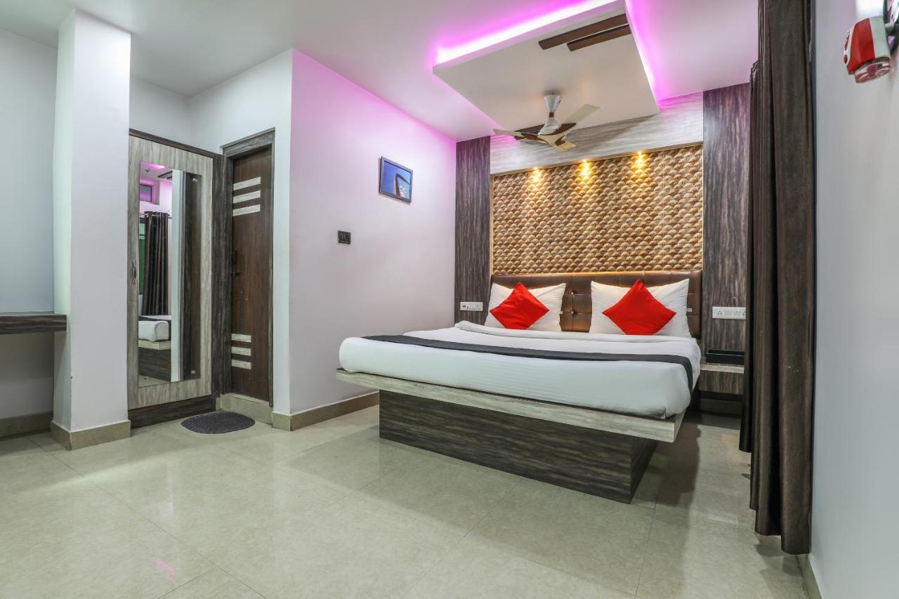 Oyo 14472 Brahmaputra Guest House Guwahati Zewnętrze zdjęcie